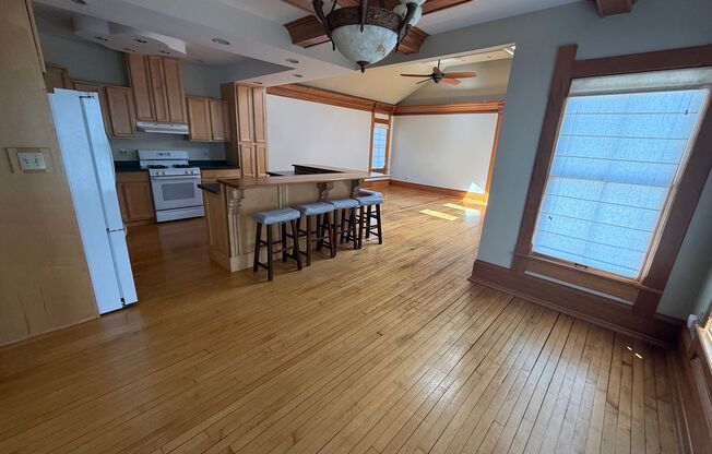 Rare Find in Brewer’s Hill – Bright, Character-Filled 3BR Upper + $500 Move-In Credit!