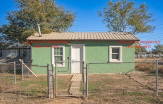 1 bed, 1 bath, $650, Unit 2505 NW 3rd Rear