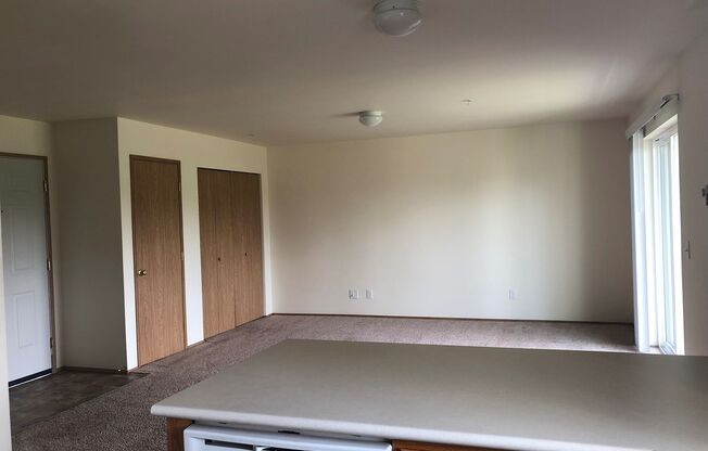 1 bed, 1 bath, 678 sqft, $1,425, Unit 21-302