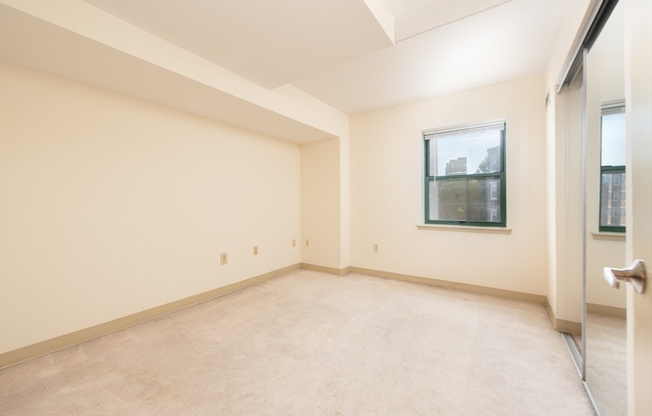 2 beds, 1 bath, 854 sqft, $3,600, Unit 4-G