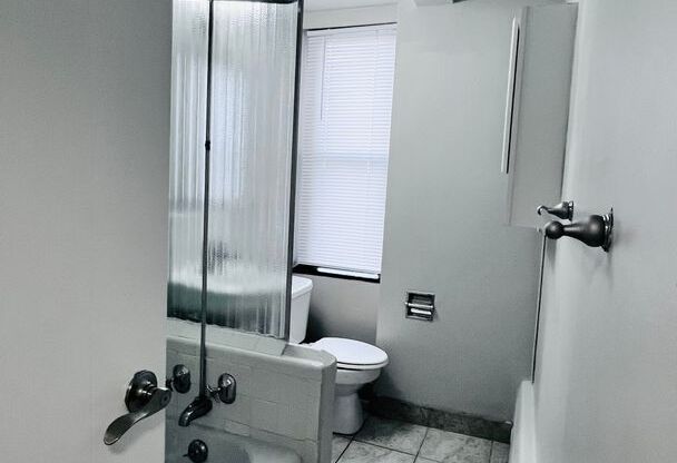 Studio, 1 bath, 320 sqft, $850, Unit # 804