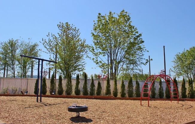 2 beds, 2 baths, 981 sqft, $1,649, Unit 204