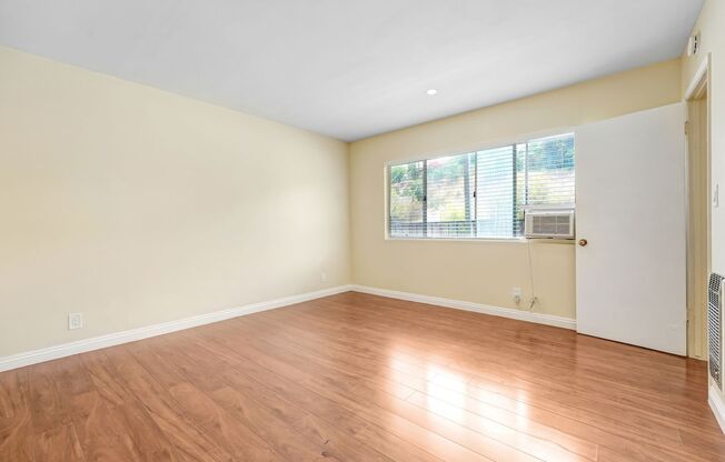 1 bed, 1 bath, 600 sqft, $1,900, Unit #3112H