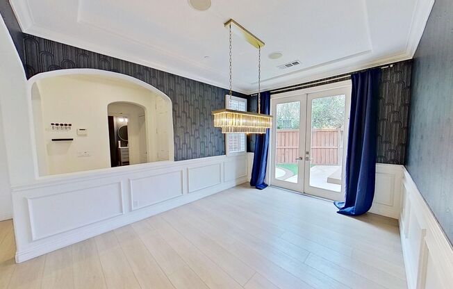 325 Canal Way – Gorgeous 4 Bed 3.5 Bath Pool Home with Resort-Style Backyard in Costa Mesa