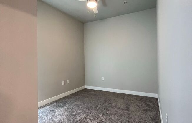 2 beds, 2 baths, 909 sqft, $1,450