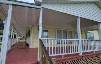 3 beds, 2 baths, $1,550