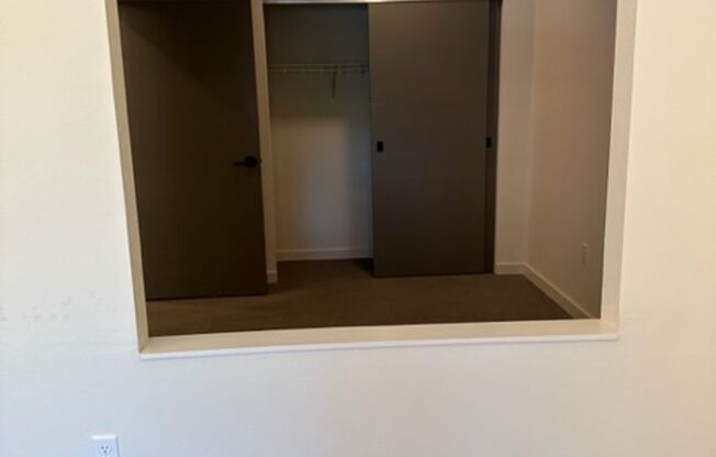 1 bed, 1 bath, 585 sqft, $1,449, Unit 201