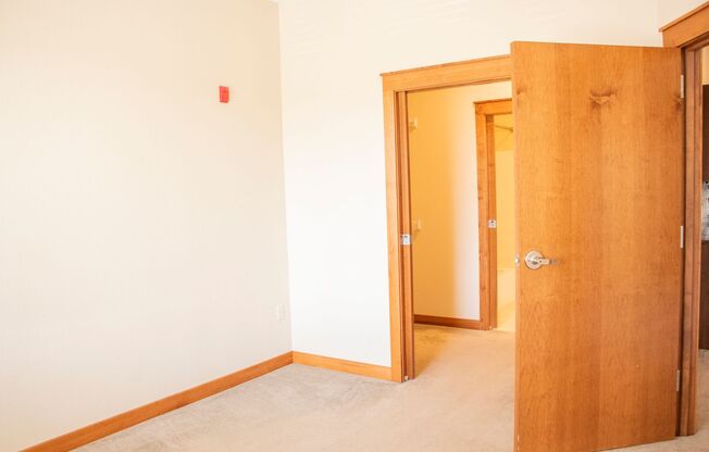 2 beds, 2 baths, $1,425, Unit 103