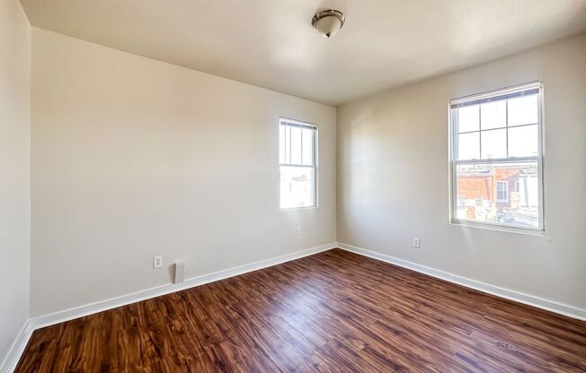 3 beds, 1 bath, $1,250