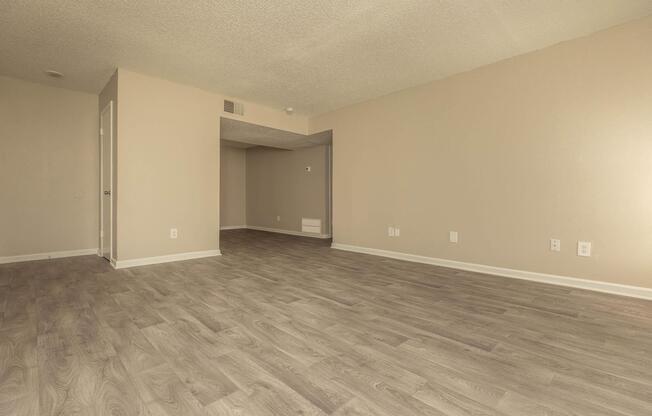 3 beds, 2 baths, 1,250 sqft, $1,275