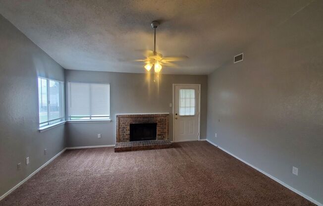 3 beds, 1 bath, $1,725