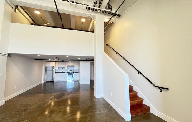 5701 INTERNATIONAL BLVD