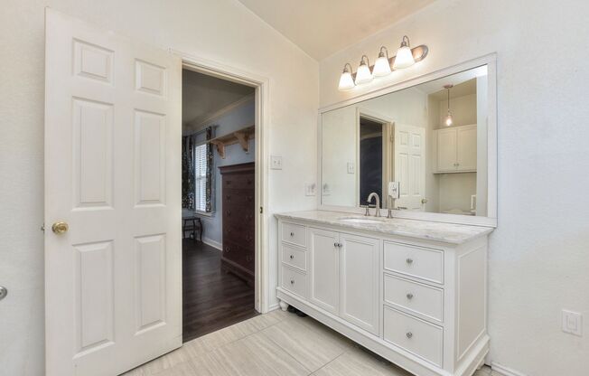 3 Bedroom 2 Bathroom Round Rock Home