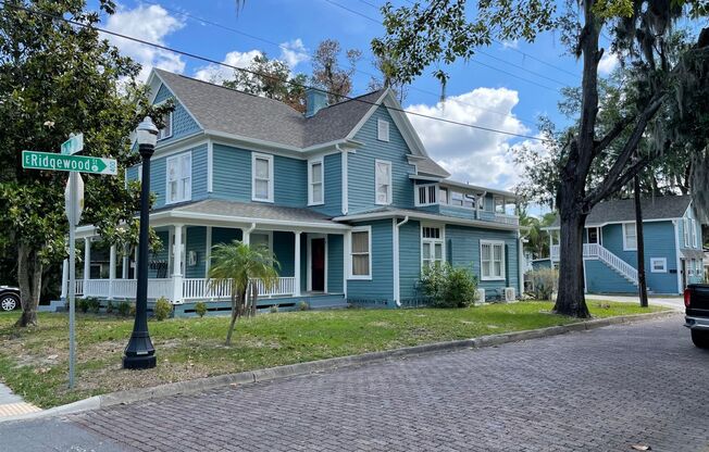 822 South Blvd