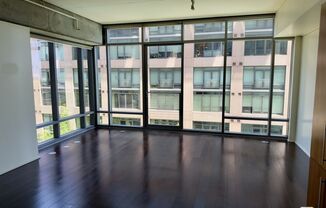 1 bed, 1 bath, 860 sqft, $2,695, Unit 907