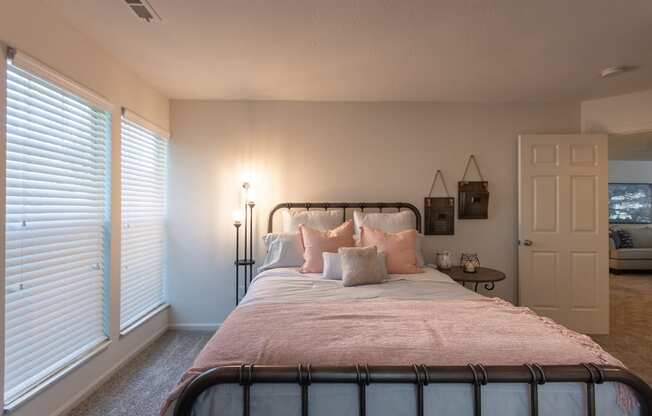 This is a photo of the primary bedroom in the 1100 square foot 2 bedroom Kettering floor plan at Washington Park Apartments in Centerville, OH.