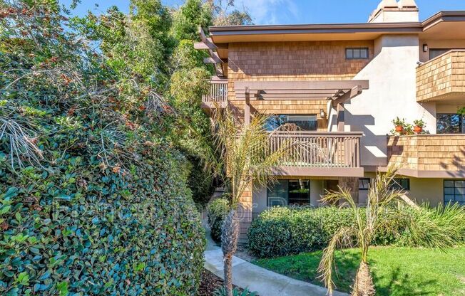 8840 Villa La Jolla Dr. #317