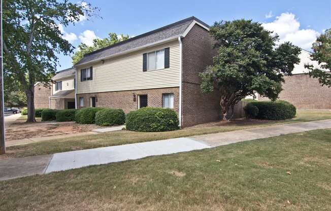 Outside view at Lakecrest Apartments, PRG Real Estate Management, South Carolina, 29615