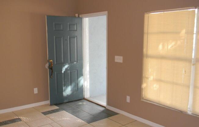 3 Bed / 2 Bath Home In Orlando - Lockhart