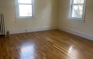 1 bed, 1 bath, 425 sqft, $2,000, Unit 3