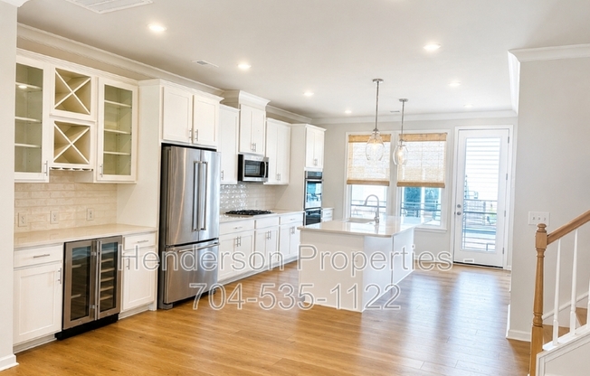 3008 OAK LNDG DR