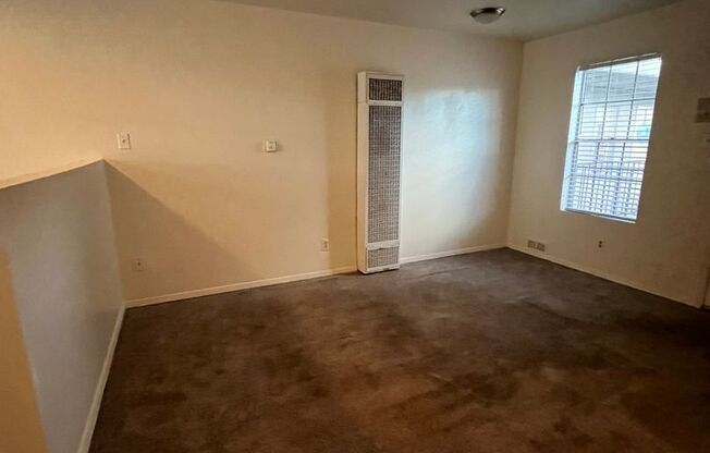 Studio, 1 bath, 495 sqft, $650, Unit Unit 27