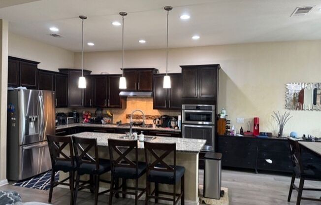Single Story -4 Bed/2.5 Bath Plus Study in Pearson Place!