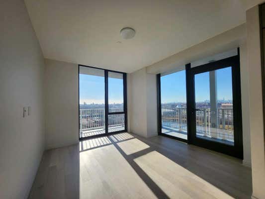 2 beds, 1 bath, 751 sqft, $4,200, Unit 12H