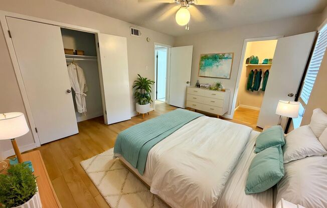 1 bed, 1 bath, 700 sqft, $1,054, Unit ELP2200-103