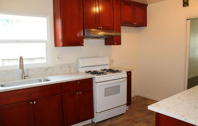 Recently Updated 2 Bedroom Duplex!!!