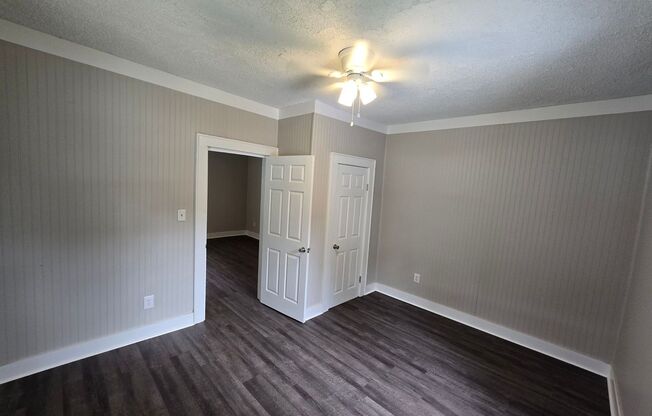 NEWLY REMODELED 2 BEDROOM HOUSE