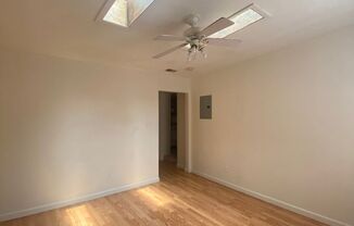 3 beds, 1 bath, $2,300, Unit #5