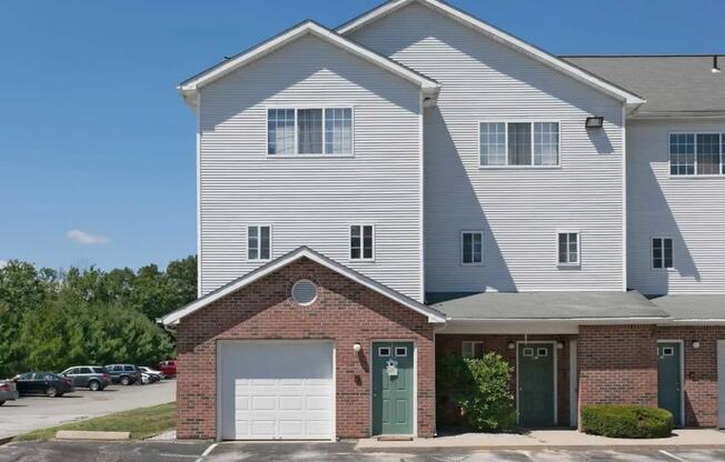 Rivers Edge Apartments