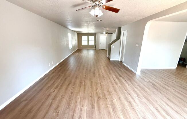 8315 CENIZO PASS