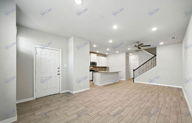 2832 BANEBERRY LN