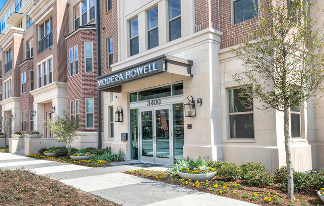 Modera Howell apartments, located in the Uptown, Dallas Neighborhood