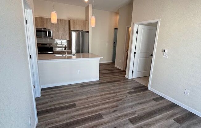 2 beds, 2 baths, 720 sqft, $1,799, Unit 820 #204