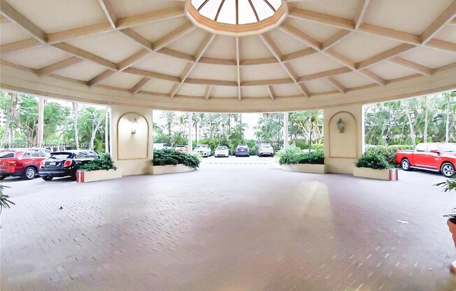 1450 Brickell Bay Dr