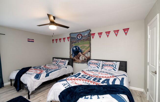 2 beds, 1.5 baths, 941 sqft, $1,725