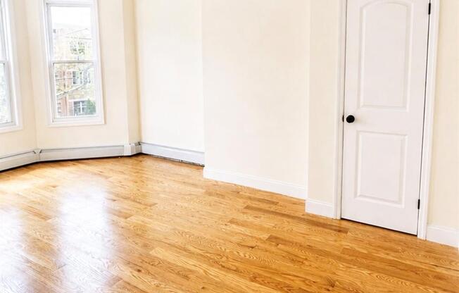 404 LOGAN ST