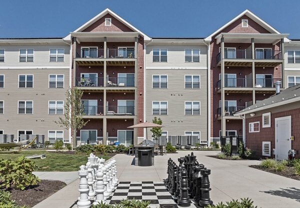 Millyard at Meadow Commons in Newington