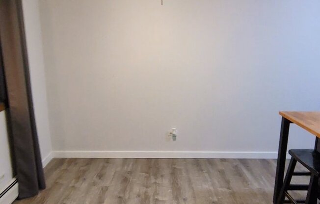 424 ELGIN AVE