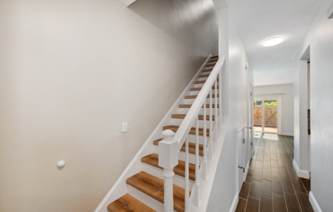 409 S AUDUBON AVE