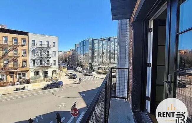 234 N 12 ST