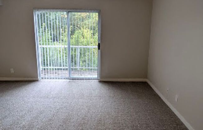 2 beds, 2 baths, 1,250 sqft, $1,995, Unit 1160-04