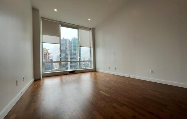 1 bed, 1 bath, 713 sqft, $4,500, Unit 23 C