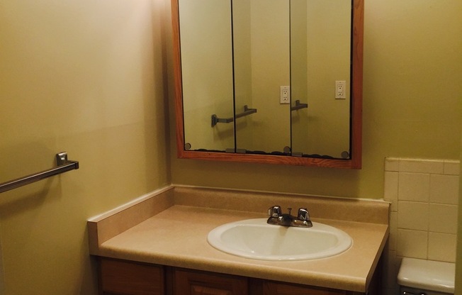 1 bed, 1 bath, 734 sqft, $1,307, Unit 207