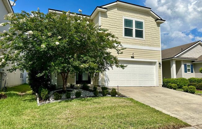 Welcome Home to Fox Creek – Where Comfort Meets Community!!