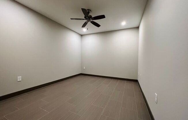 3 beds, 2 baths, 2,686 sqft, $2,650, Unit Unit 106