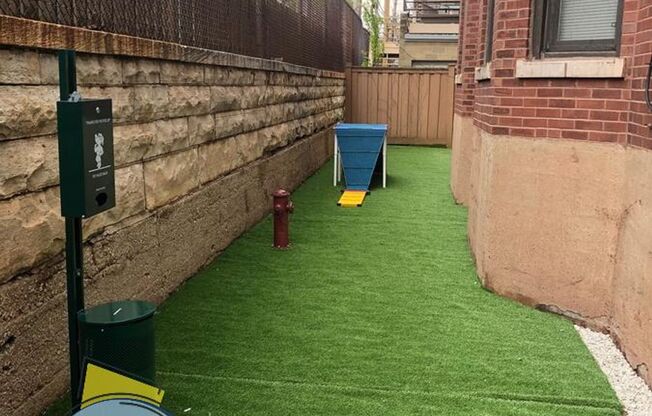 Welcome to 732 W. Bittersweet Pl.!!!